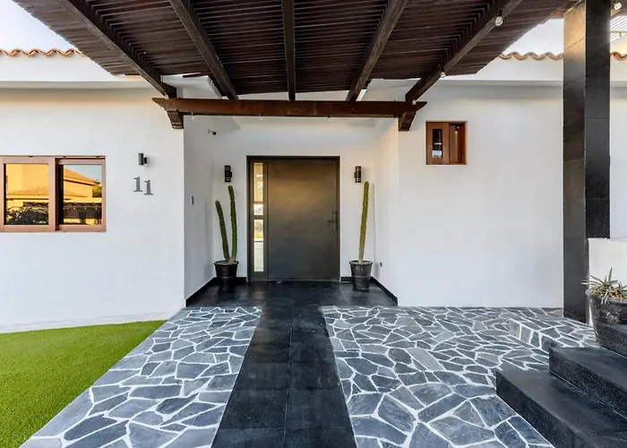 Holiday home Three Bedroom Golf Pool Jacuzzi And Billiards