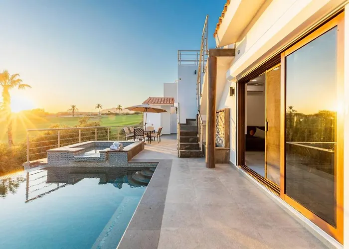 Holiday home Three Bedroom Golf Pool Jacuzzi And Billiards